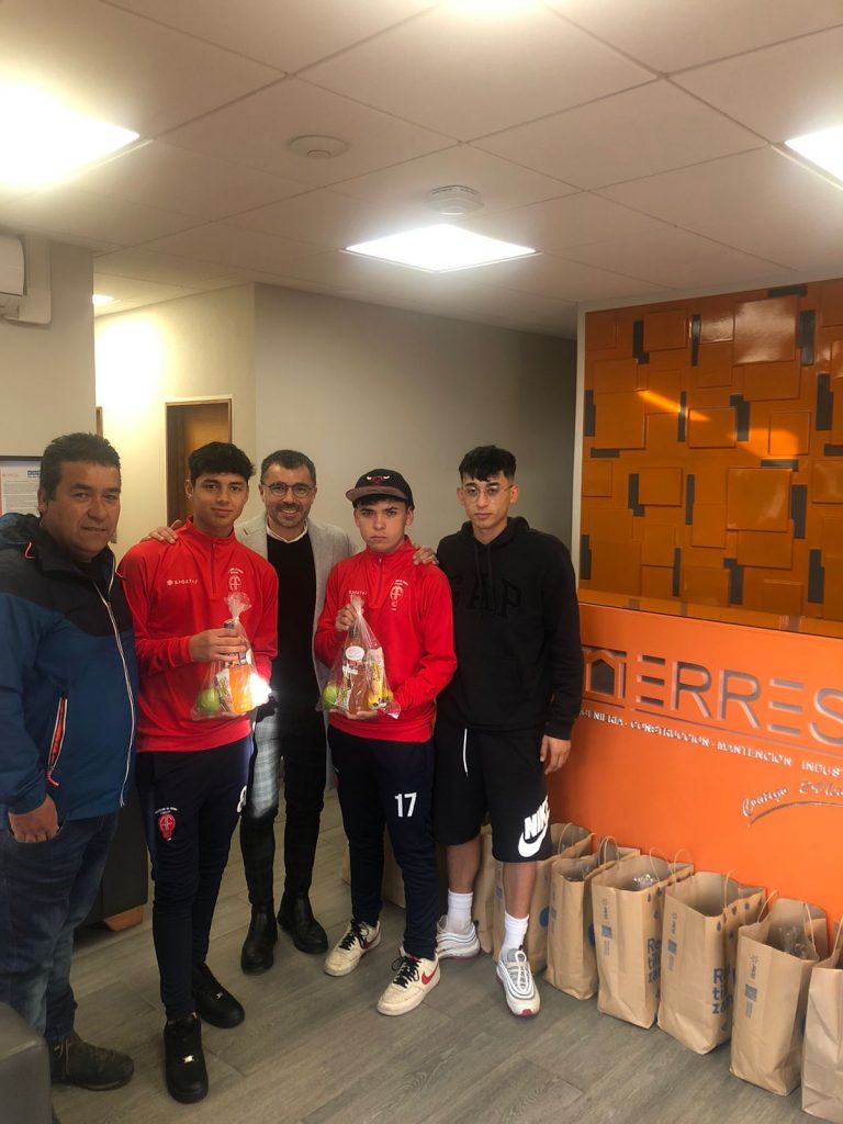 Apoyando a la Selección de Fútbol Sub 17 de Concón